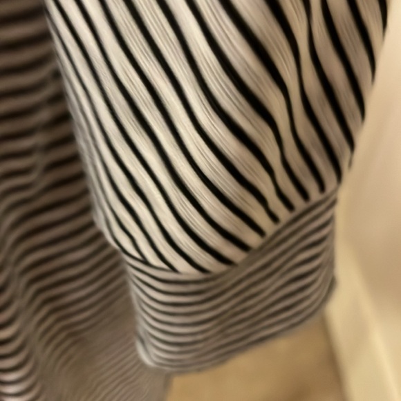 Cato black and white crown embellished top size medium - Picture 4 of 7